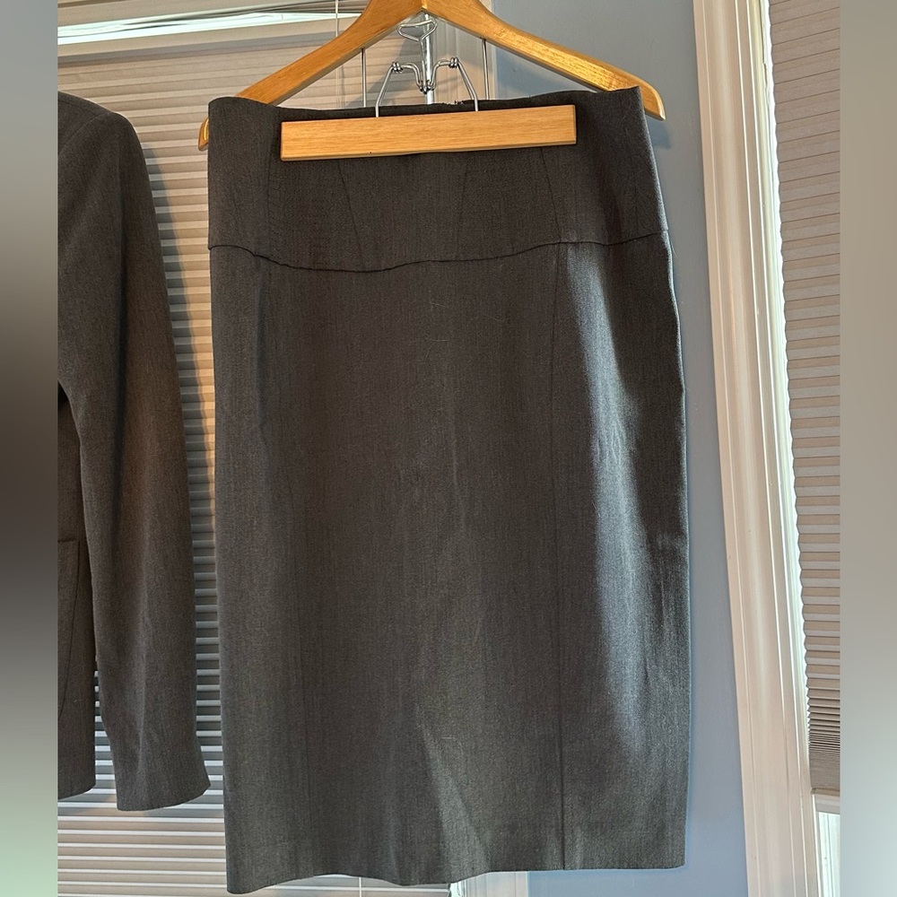 Victoria’s Secret grey suit skirt